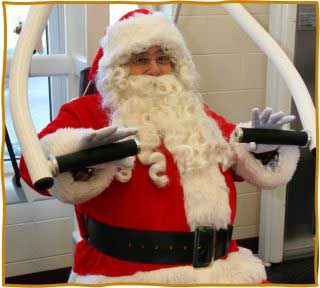 santa doing workout in Jym